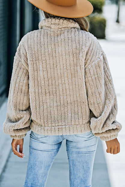 Veste boutonnée en molleton en peluche avec poche de couleur unie kaki