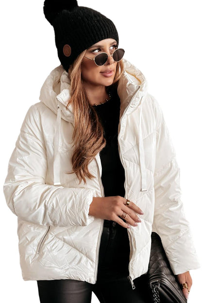 Manteau matelassé blanc à capuche zippé